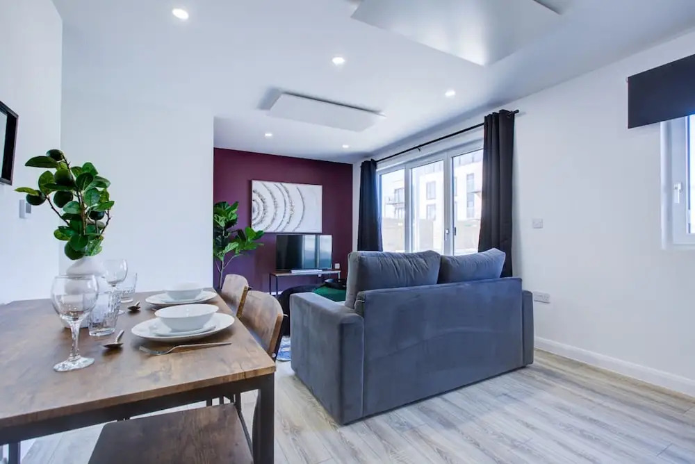 Penny Place Retreat Central 2bed 2bath by Station Free Parking
