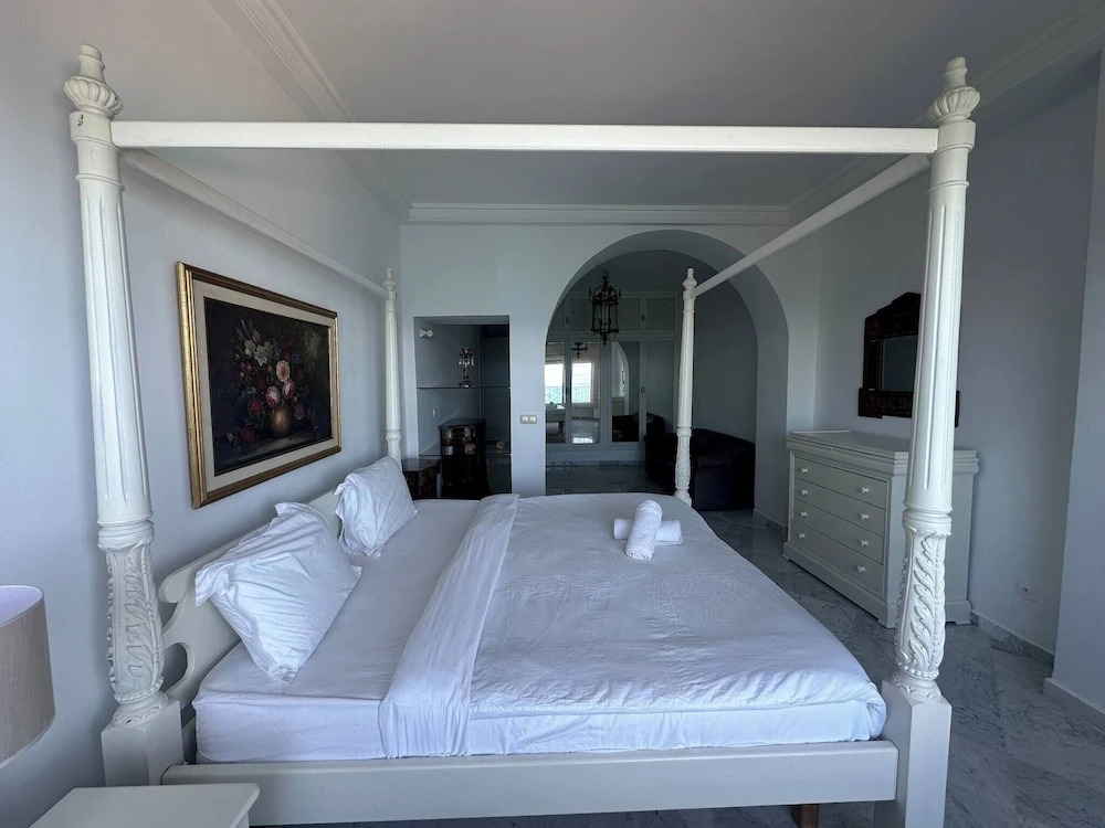 Cliff Apartment With sea View in Sidi Bou Saïd