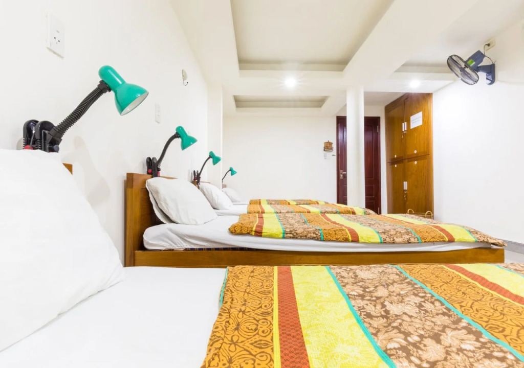 Hachi Hostel