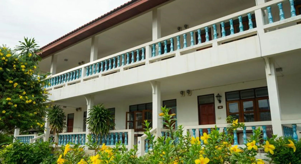 Weekender Bungalow
