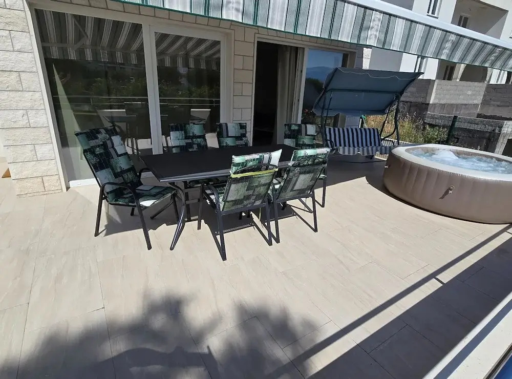 Luxury Apartment Ani II