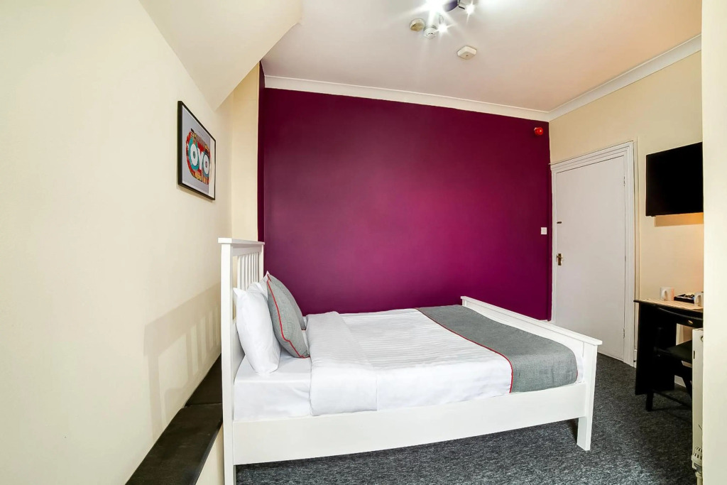 Stratford Hotel