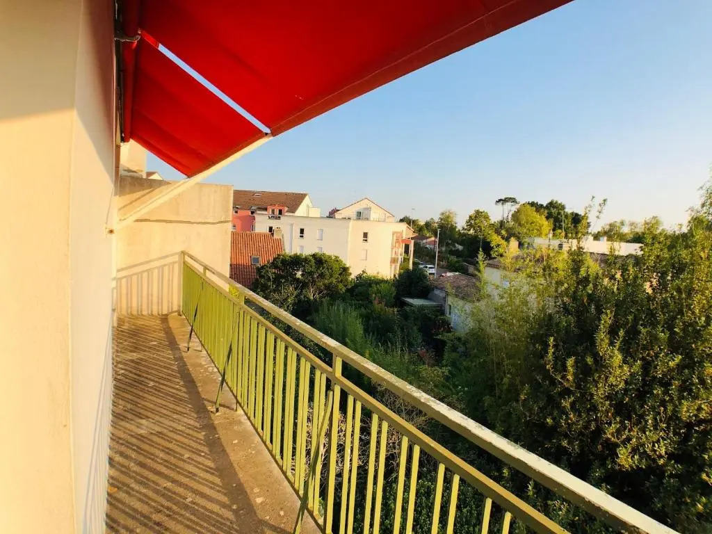 Charmant appartement 1-4 personnes, proche centre avec parking