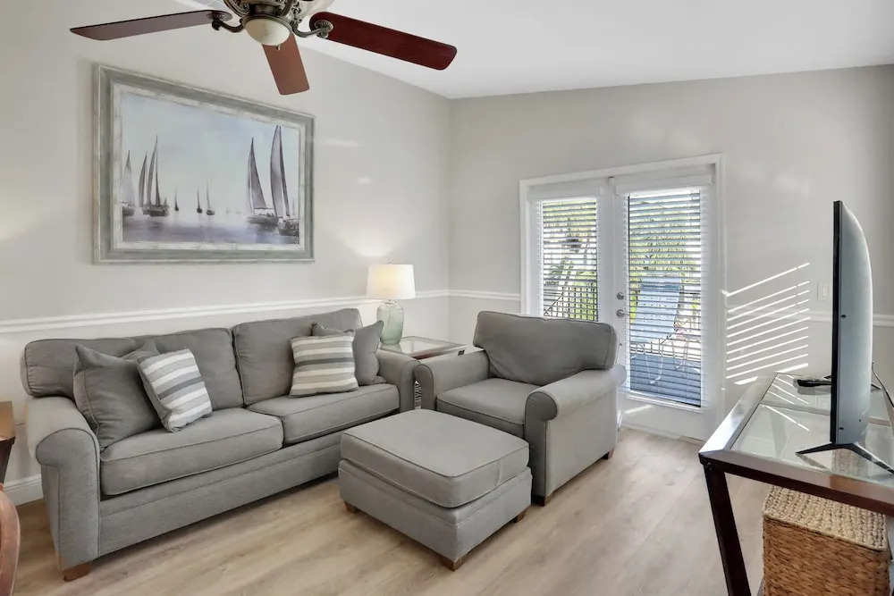 Anna Maria Island, Pool, Updated Kitchen, Sun Deck