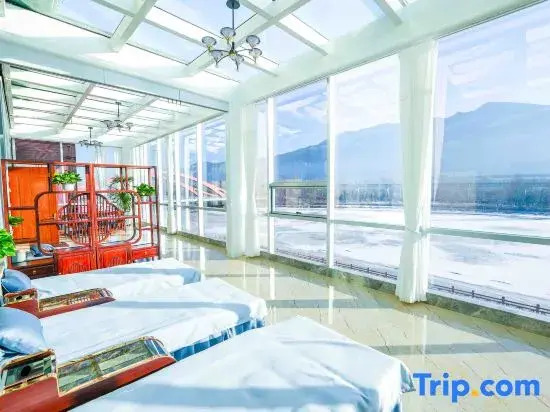 Xining Golden Altitude 2200 Qinghai-Tibet Plateau Wellness Center