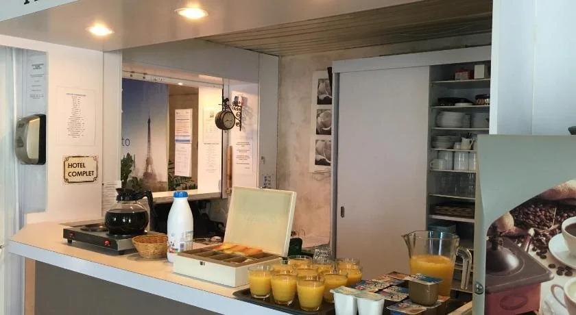 Alpha Hotel