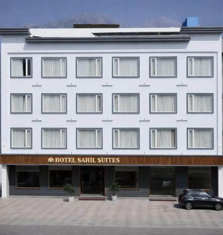Hotel Sahil Suites