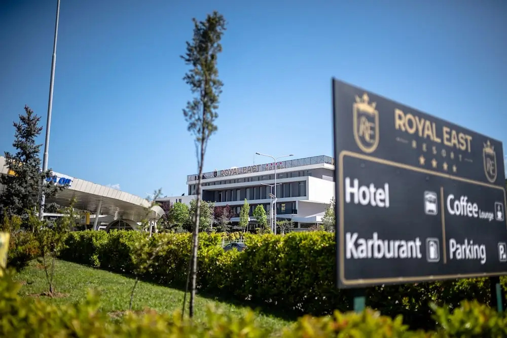 Royal East Resort