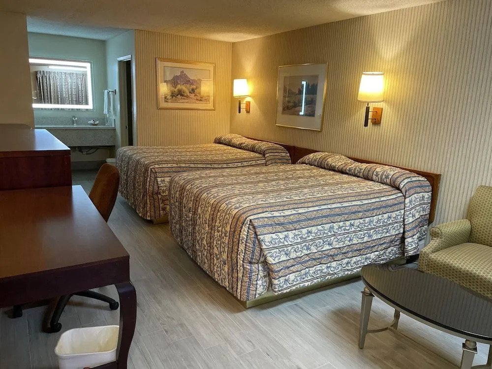 Regency Inn
