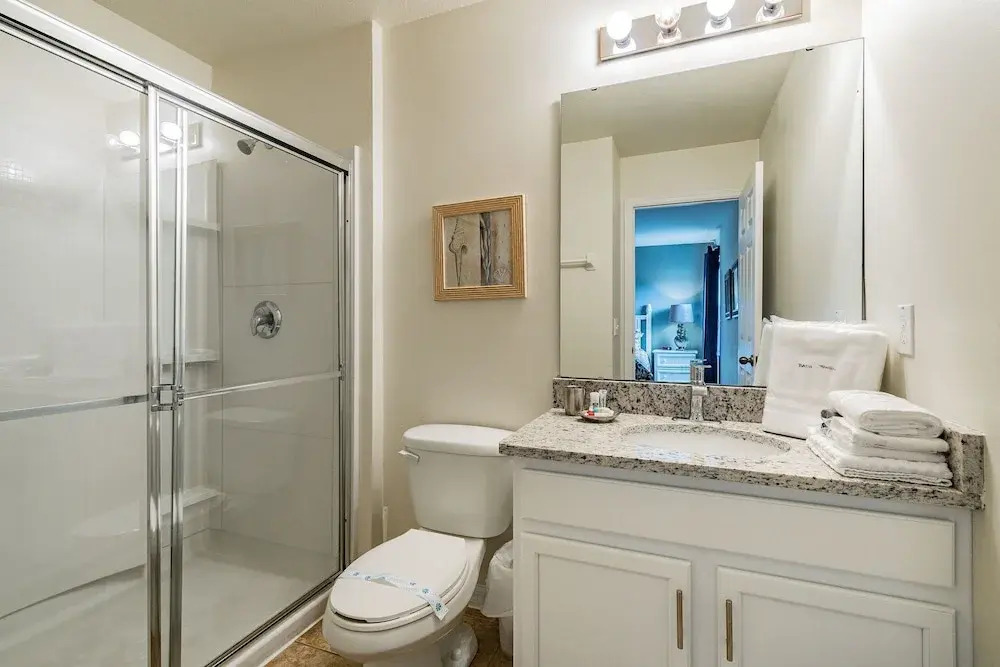 4BR Townhome w/ Pool in Bella Vida Resort