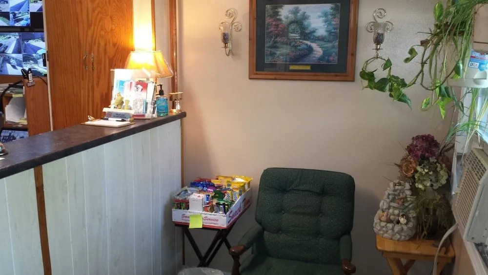 St Charles Motel