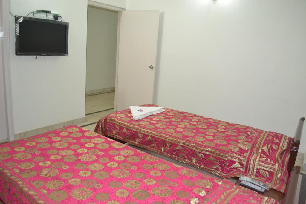 Aryan Guest House