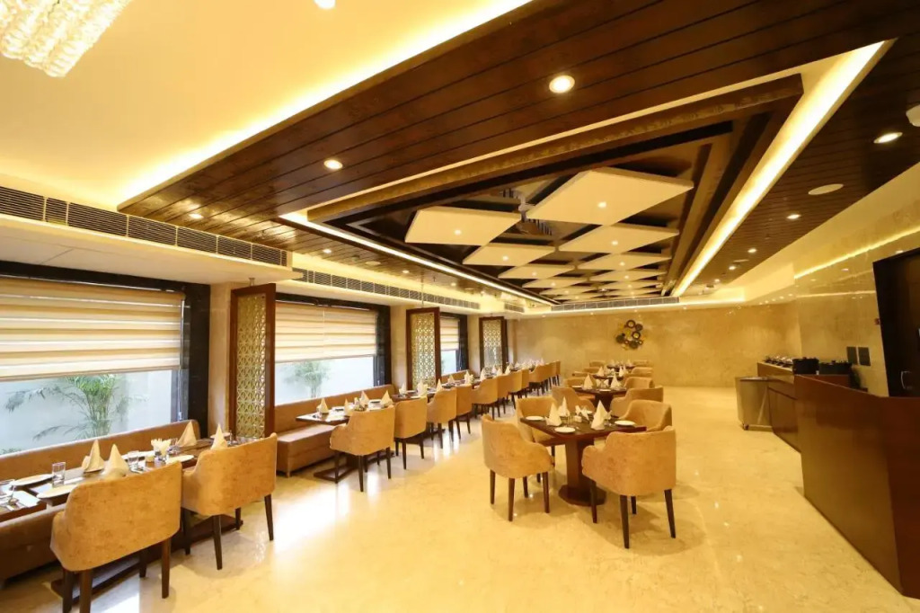 Hotel DVIJ INN