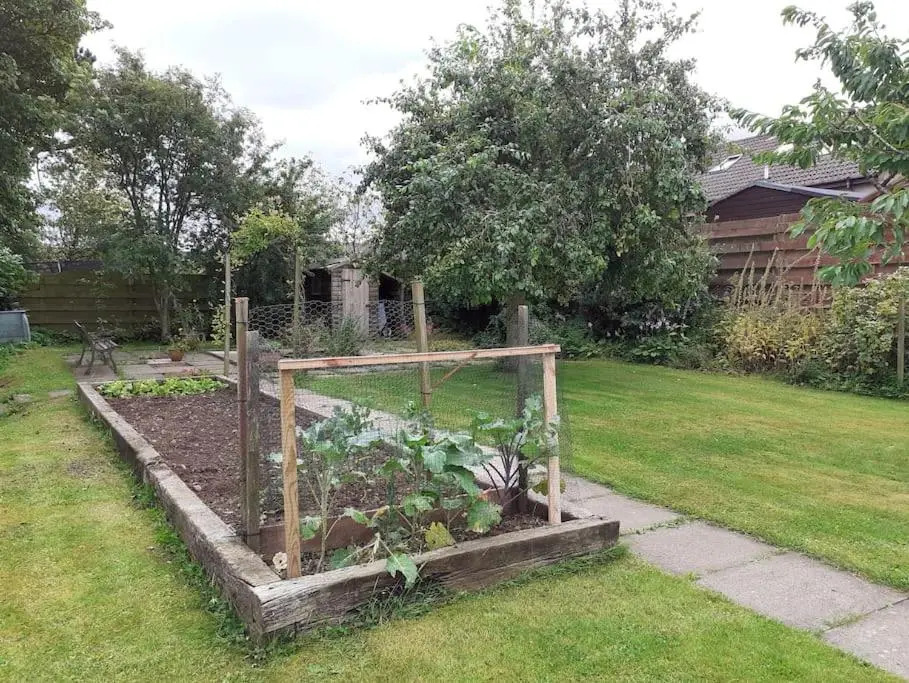 Cosy, peaceful self-contained apartment in coastal village