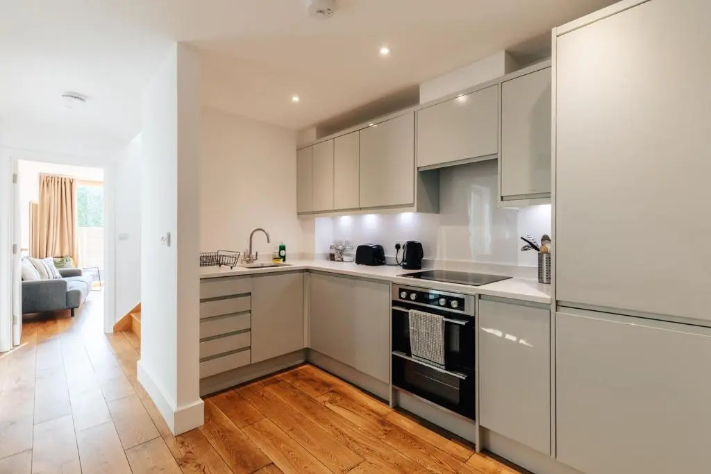 Redland Stay In Bespoke Home 2 of 2