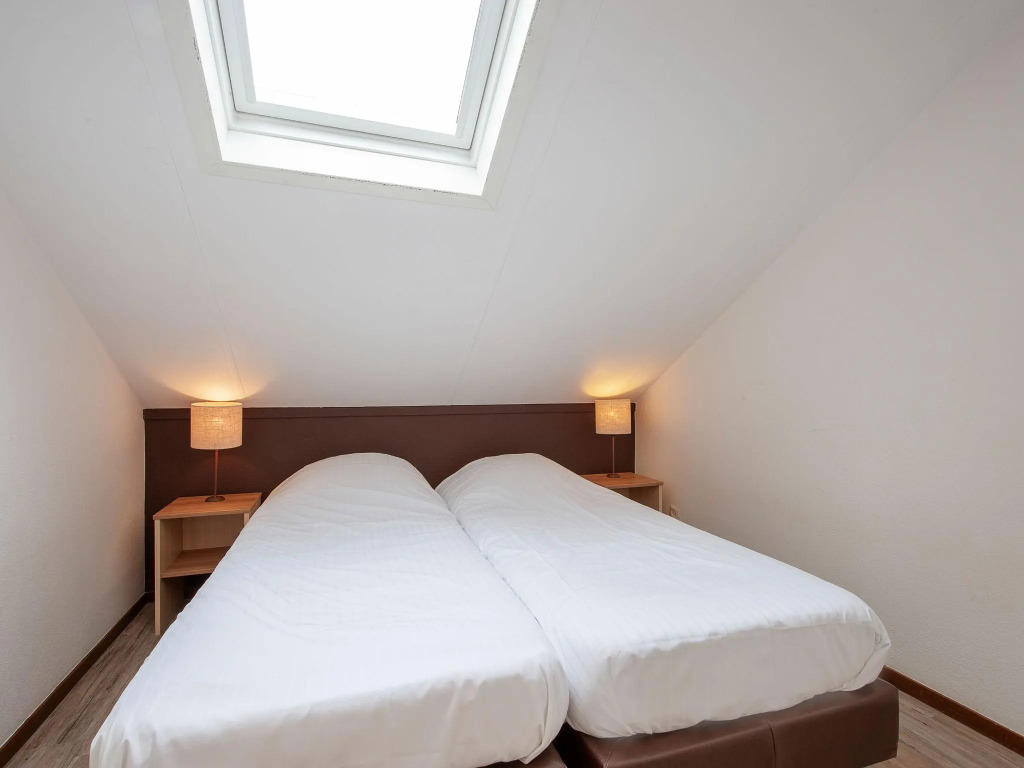 Villa in Arcen With Shower & Garden