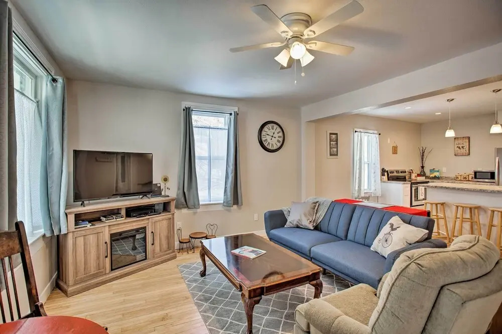 Family-friendly Menomonie Retreat: Walk to Town!
