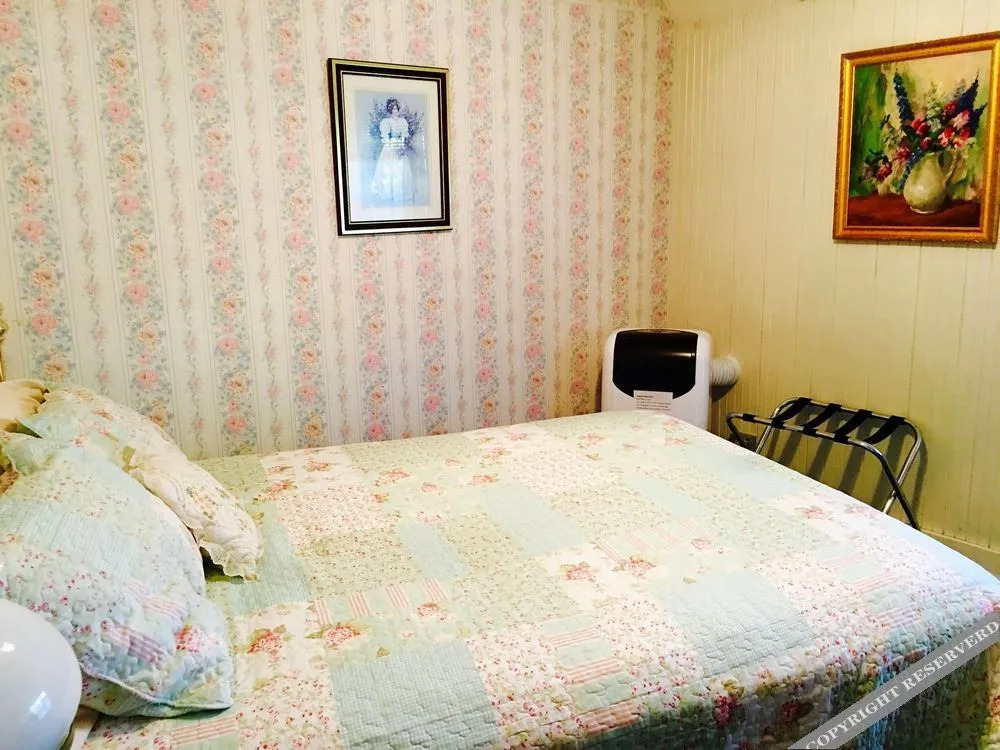 Mount Shasta Ranch Bed and Breakfast