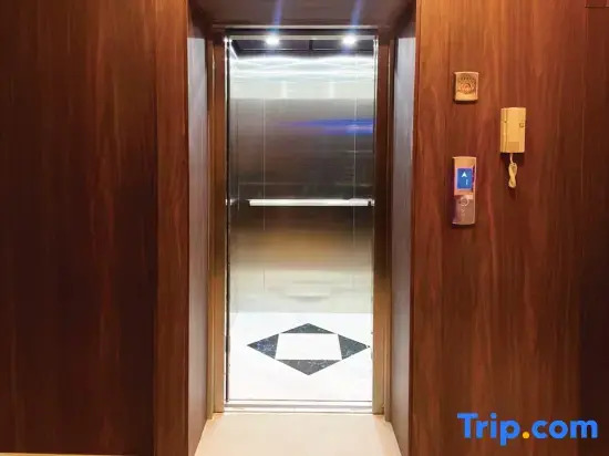 Umasan Coliving & Resto Pondok Indah
