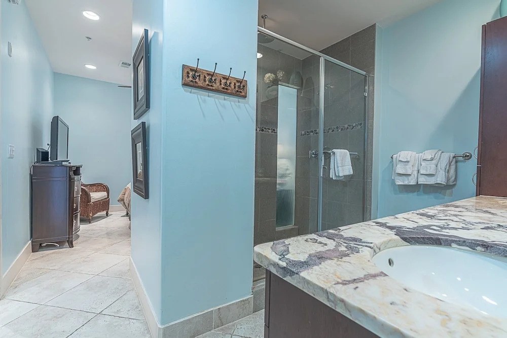 High Seas 3 Bedroom Condo