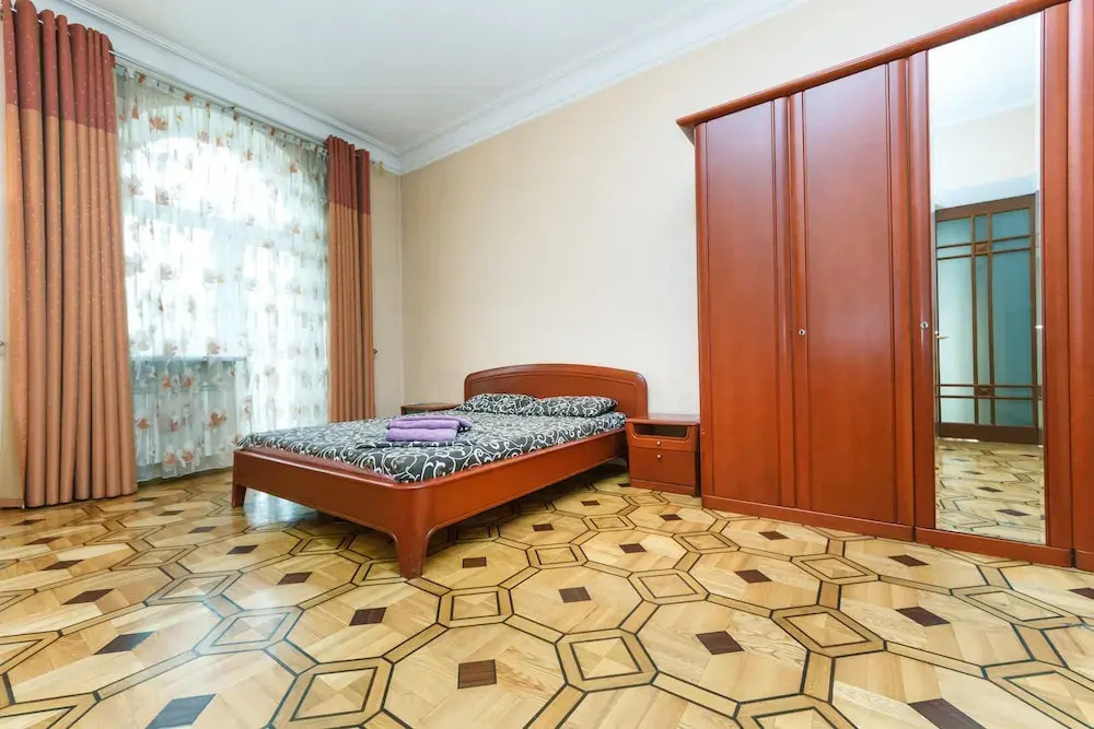 Апартаменты на Крещатике, 17-39