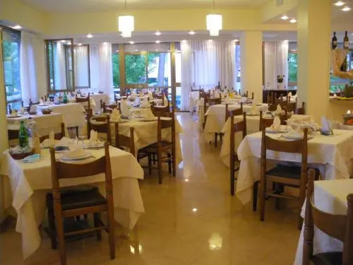 Hotel Ascot