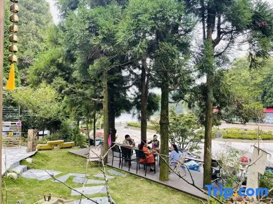 Huazhu·Kuangjing offers homestays (such as the Qinhu Guling Street branch)