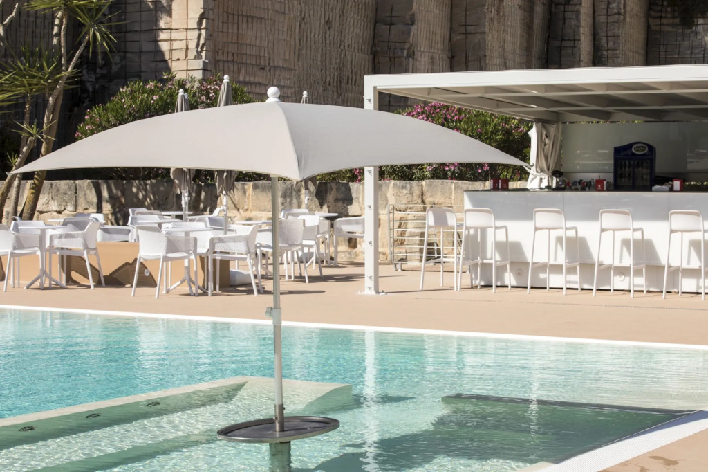 Cave Bianche Hotel