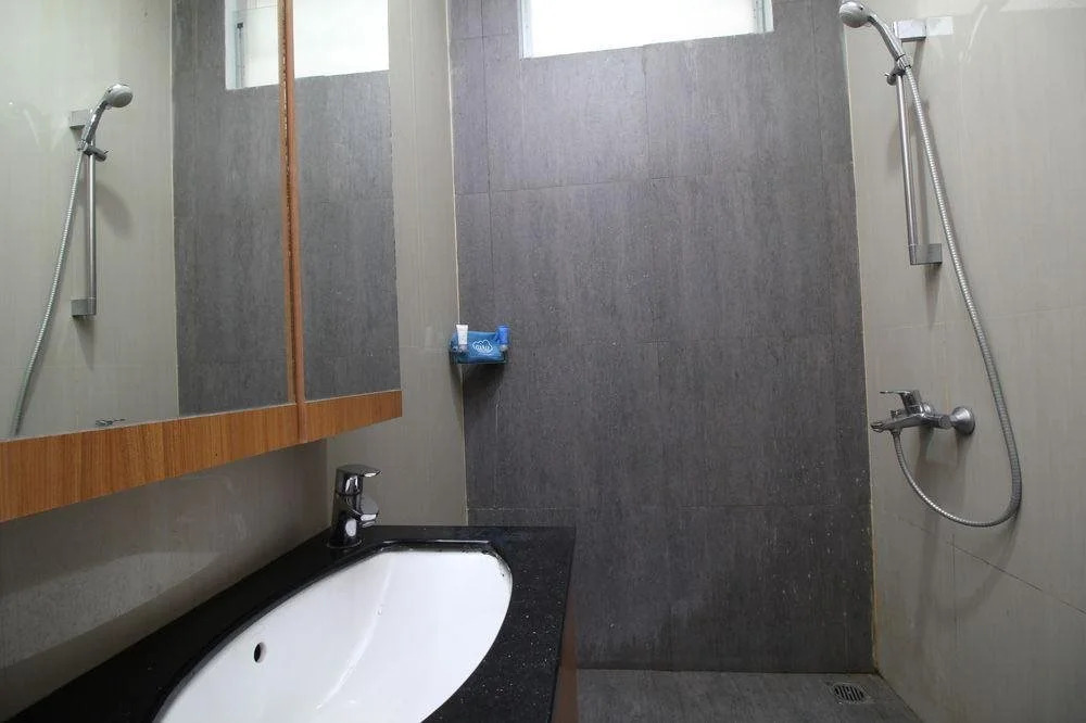 Airy Eco Kebon Jeruk Kelapa Dua Raya 5 Jakarta