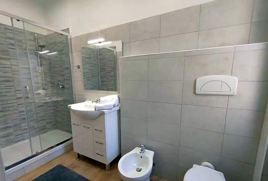G21 Guest House