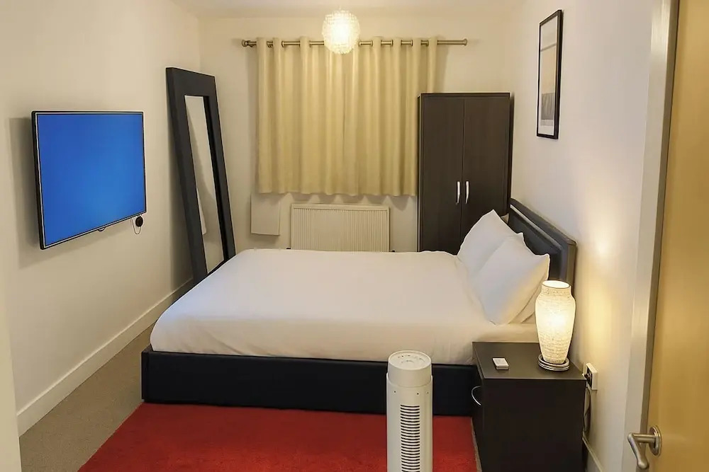 4 Guests - Petok - Parking - 35min Central London