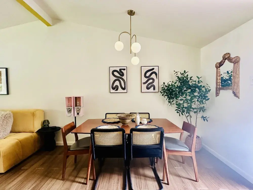 Palma Plaza Unit C