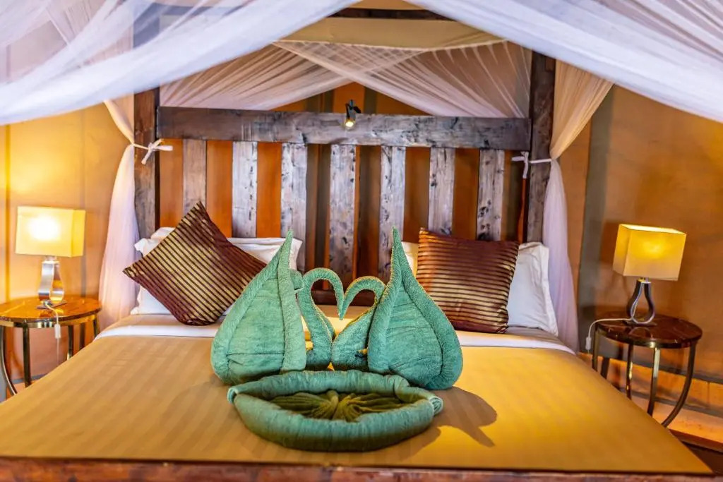 Serengeti Safari Lodge