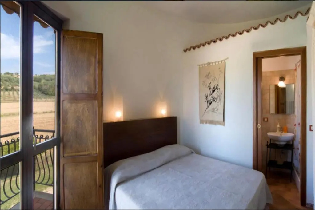 Granaio Orzo In Fattoria Con Piscina