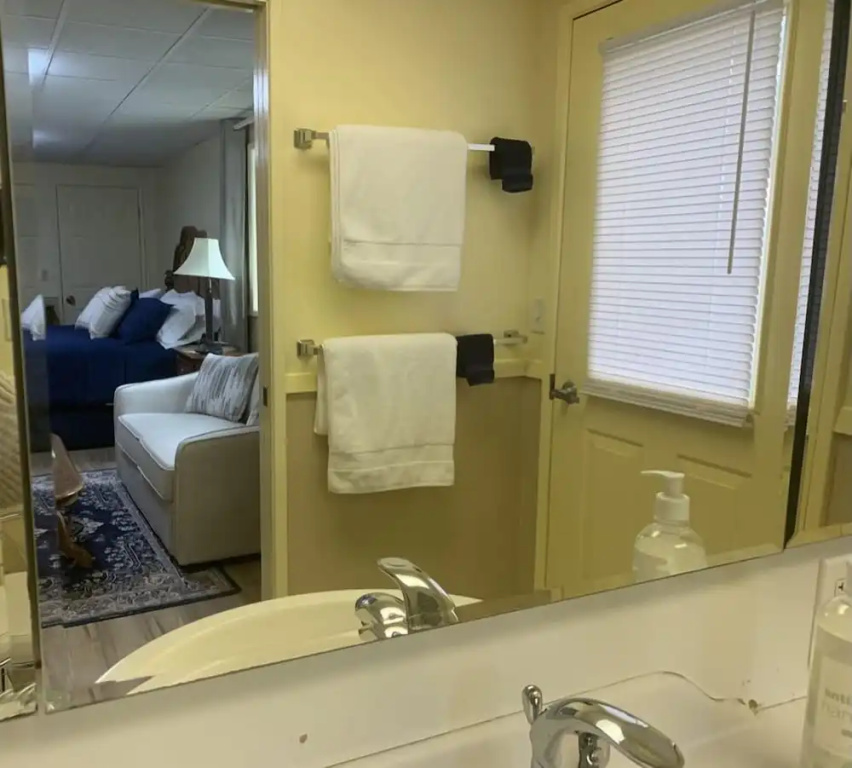 Deal's Bed & Breakfast Inn