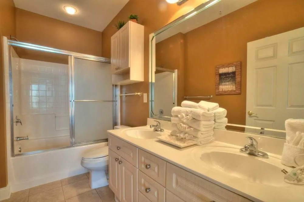 Magnolia Pointe 203 4821 2 Br condo by RedAwning
