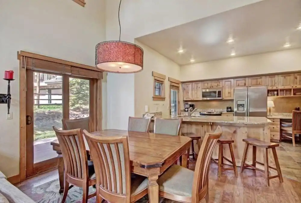 Breck Mtn Thunder 3 Townhome 305