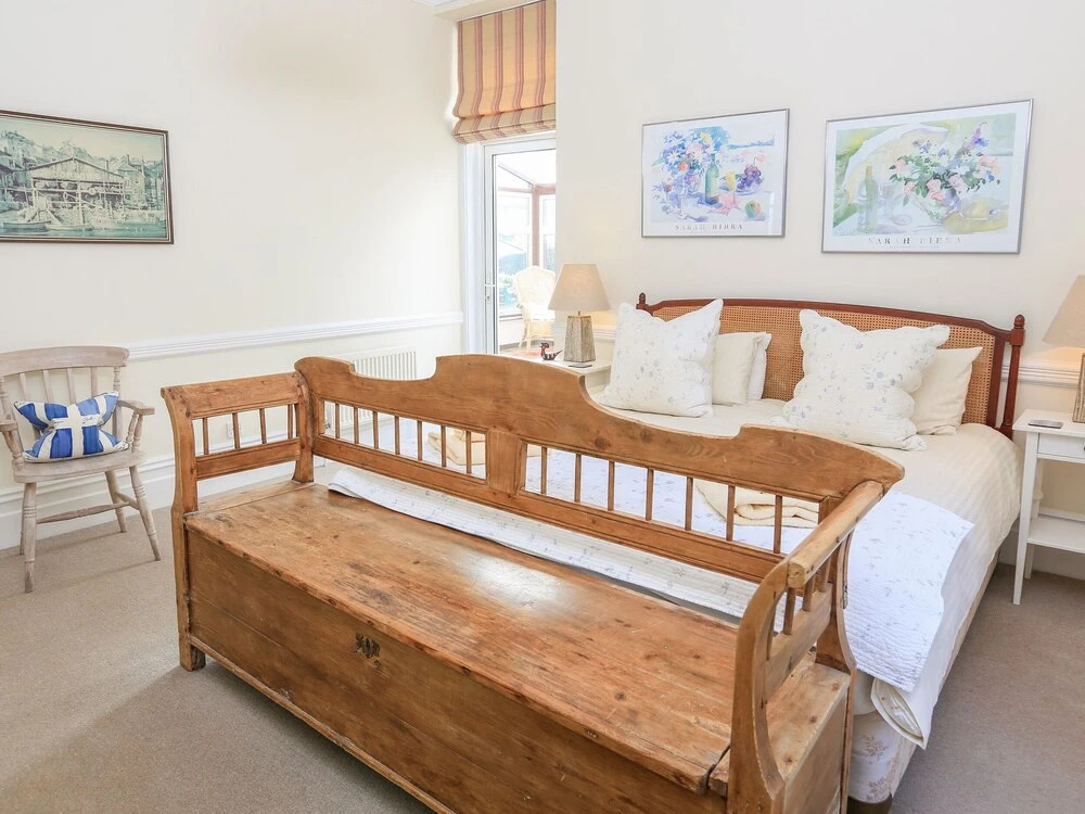 1 Holmleigh