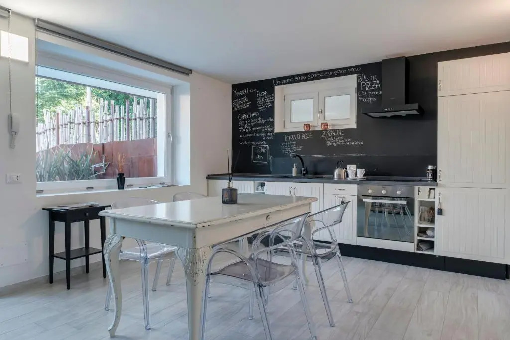 APT24 - Oasi with Swimming pool & Gym