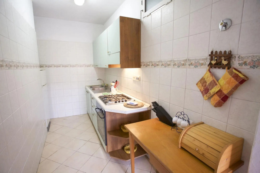 The Casina sleeps 4 surrounded by greenery-LA CASINA A SCHIOPPARELLO