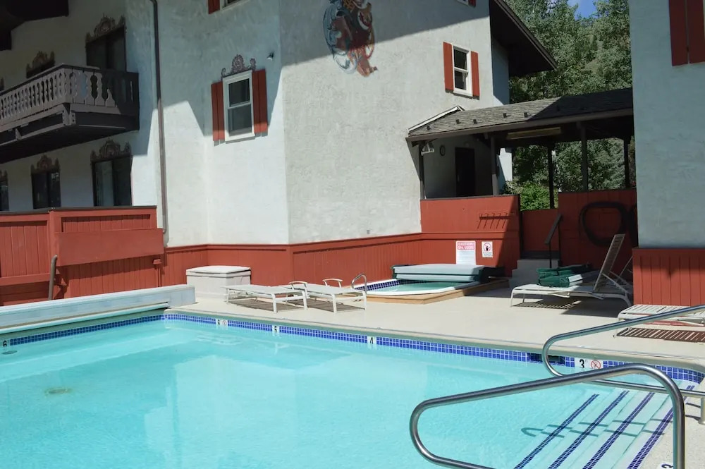 Edelweiss 223B - 2 Br Condo