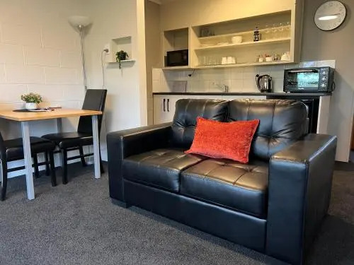 Golden Leaf Apartments
