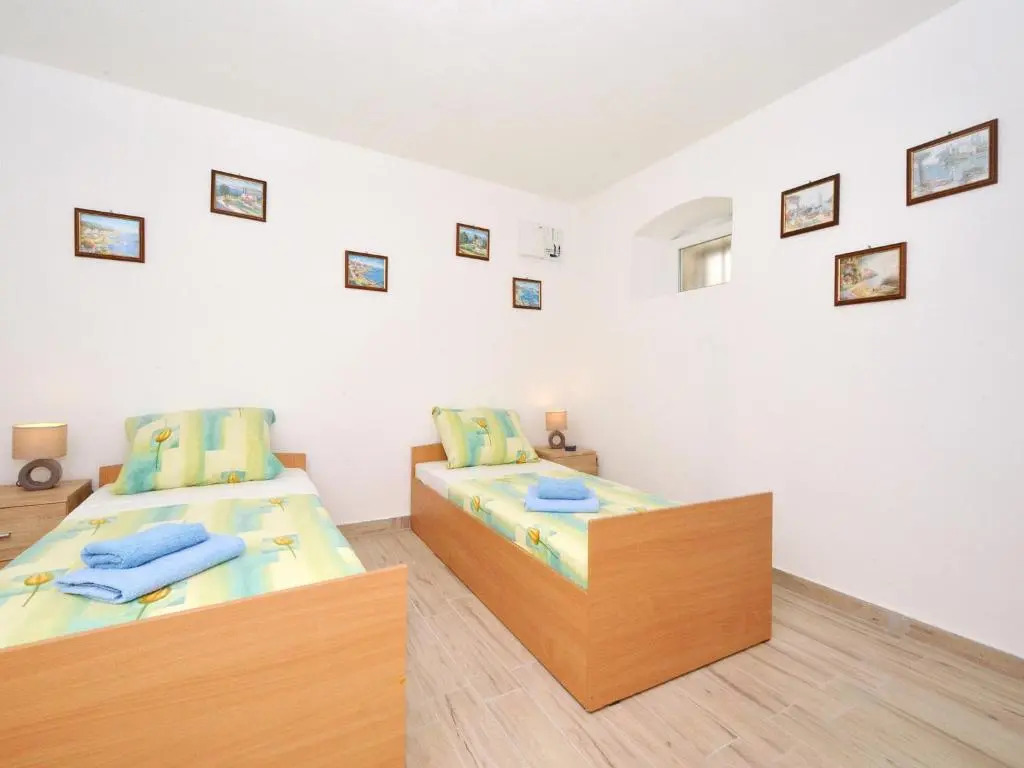 Apartment Petrovic