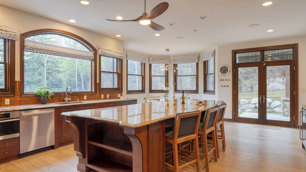 Cozy Edwards Retreat w/ Fireplace, Near Ski Resort Osprey Nest by Avantstay