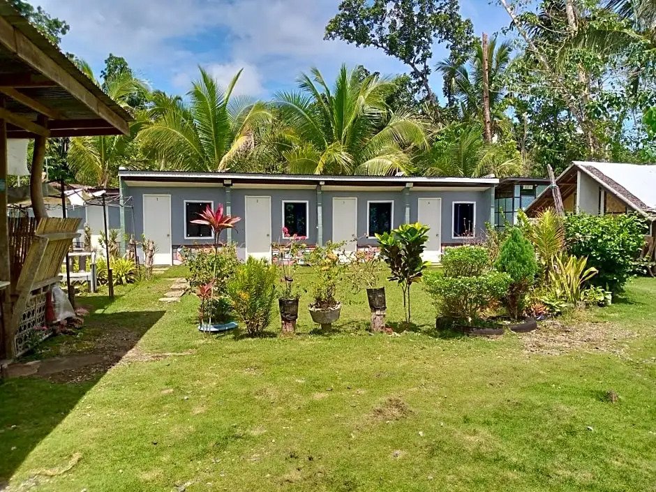 JUNJALs Backpackers Chalet