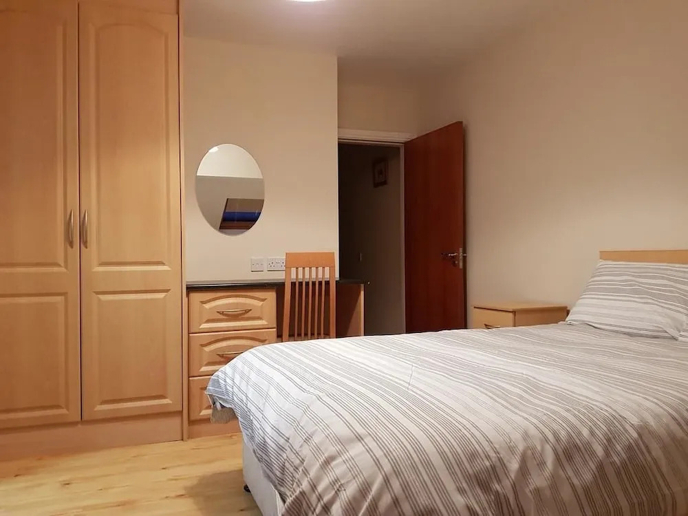 Waterlane Apartments