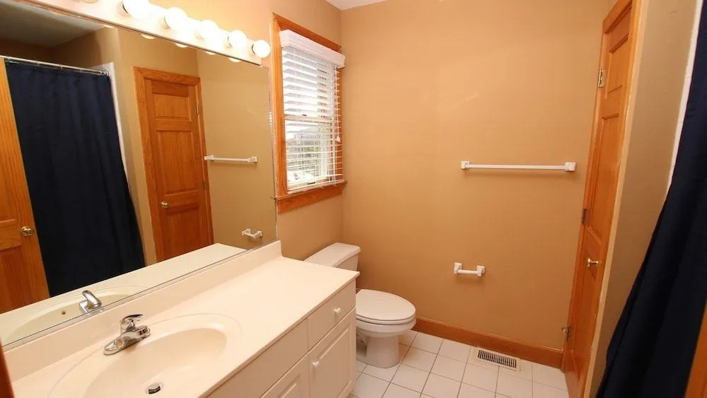 Beauty & The Beach - 5 Br Home