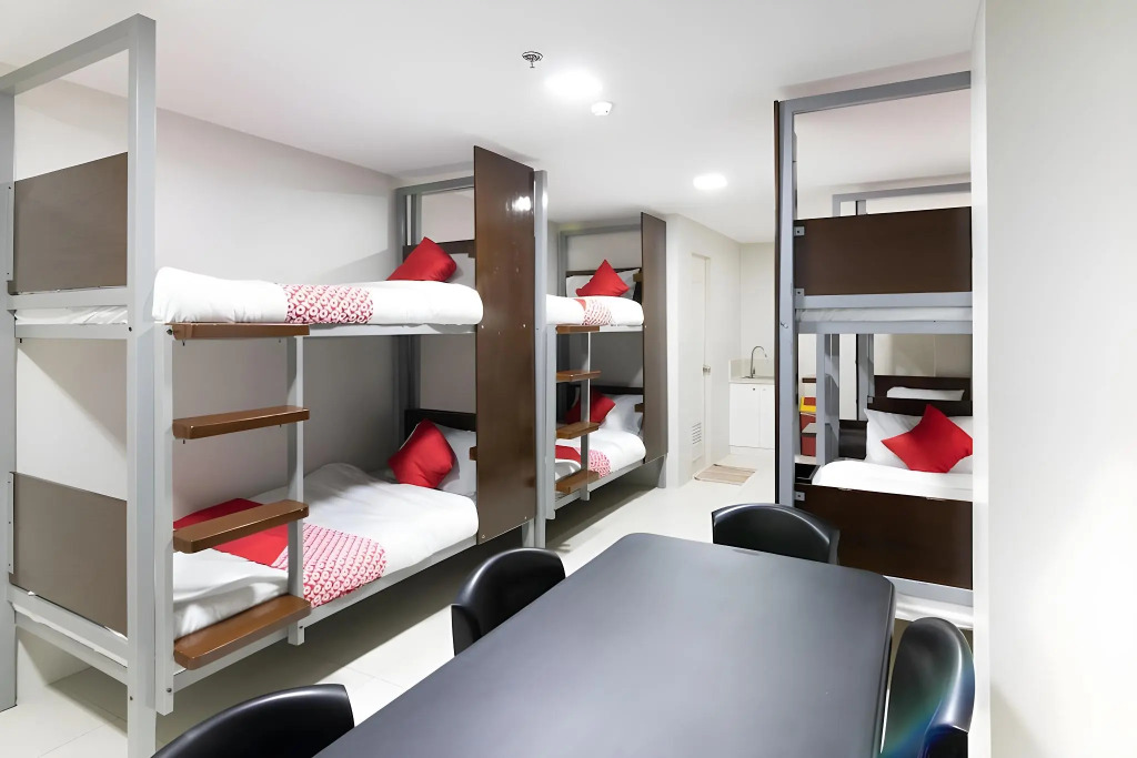 OYO 152 Sangco Condotel