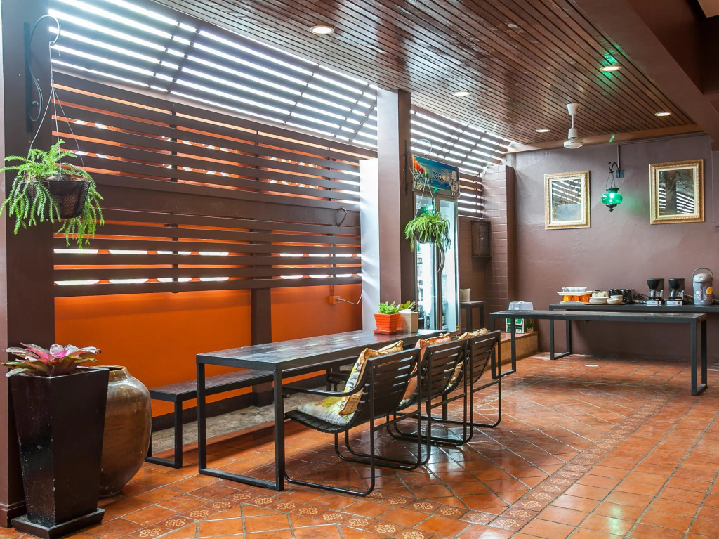 Anoma Bed & Breakfast