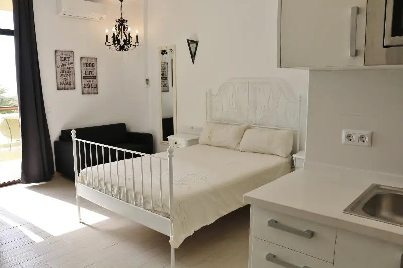 Wonderful Apartment in Puerto Marina